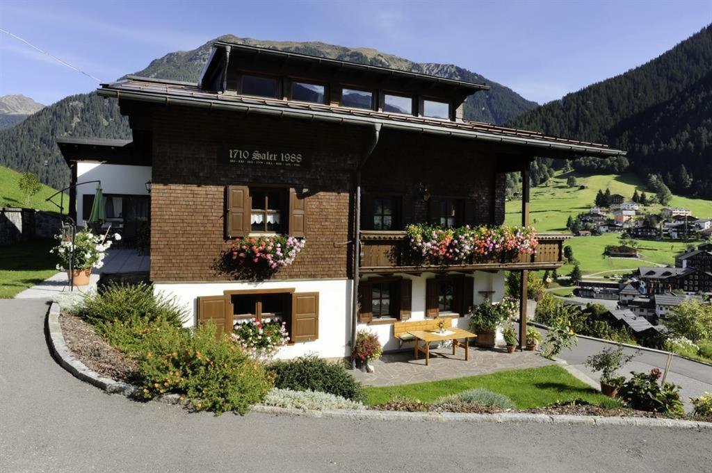 Haus Saler Bed & Breakfast Gaschurn Exterior photo